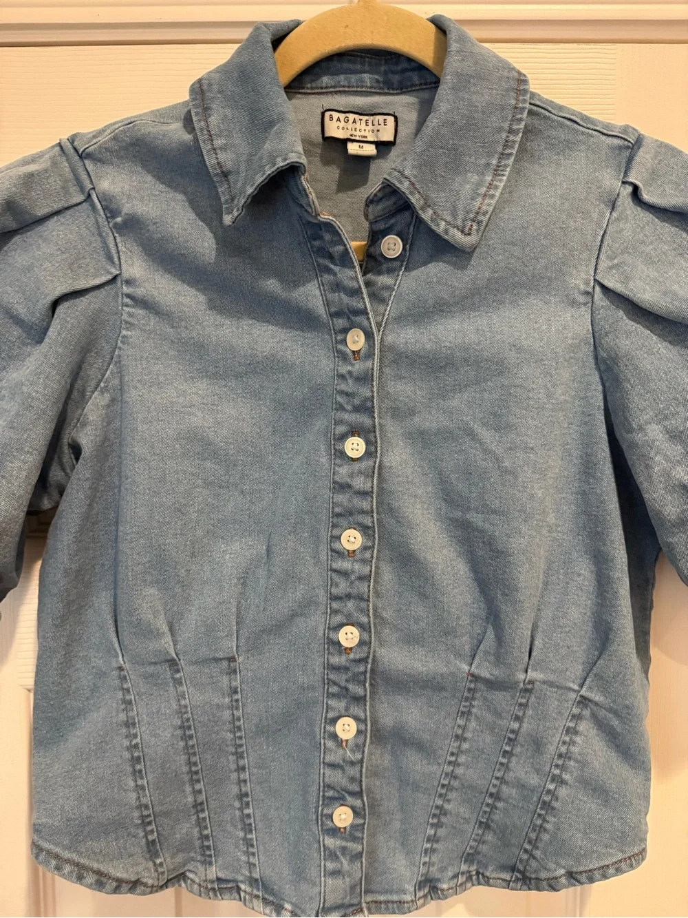 Bagatelle Collection Denim Puff Sleeve Button Front Top Blouse Size M
